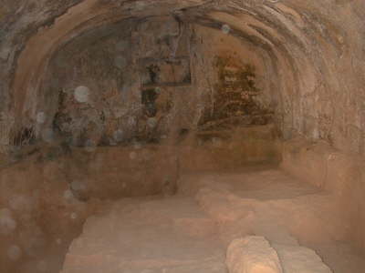 Tomb2
